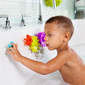 Boon Cogs Water Gear Bath Toy