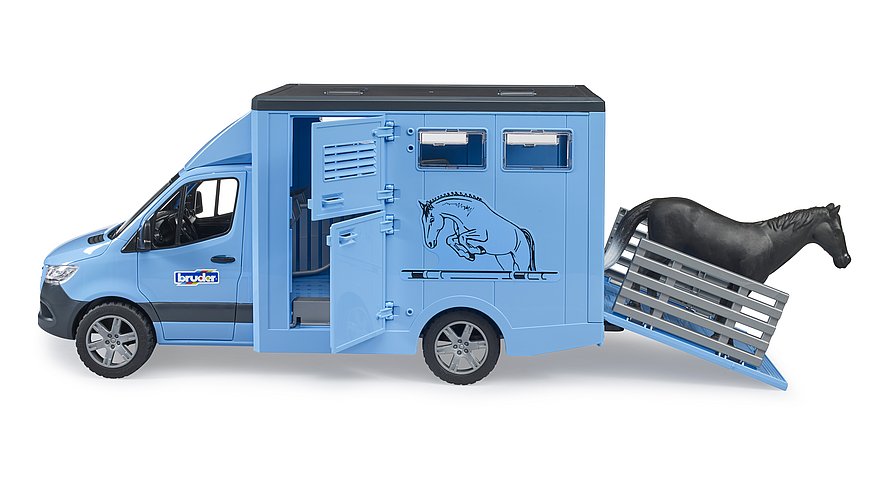 Bruder 2674 MB Sprinter Animal transporter with 1 horse