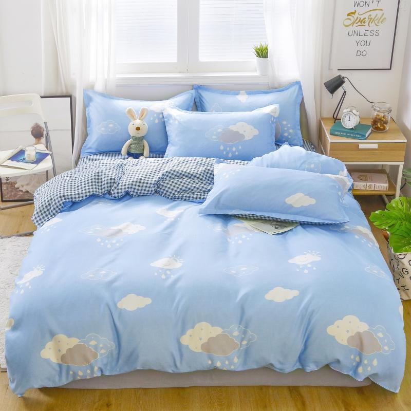 Dreamy Blue Clouds Checked 120gsm Polyester Bedding Set