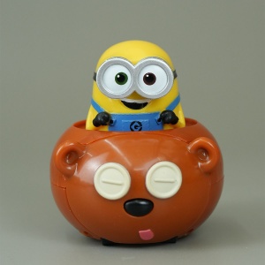 Minions - Bear pull back function car (with sound)