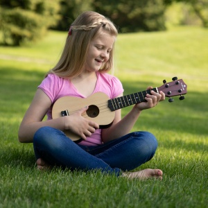 Real Wood 21-Inch Ukulele