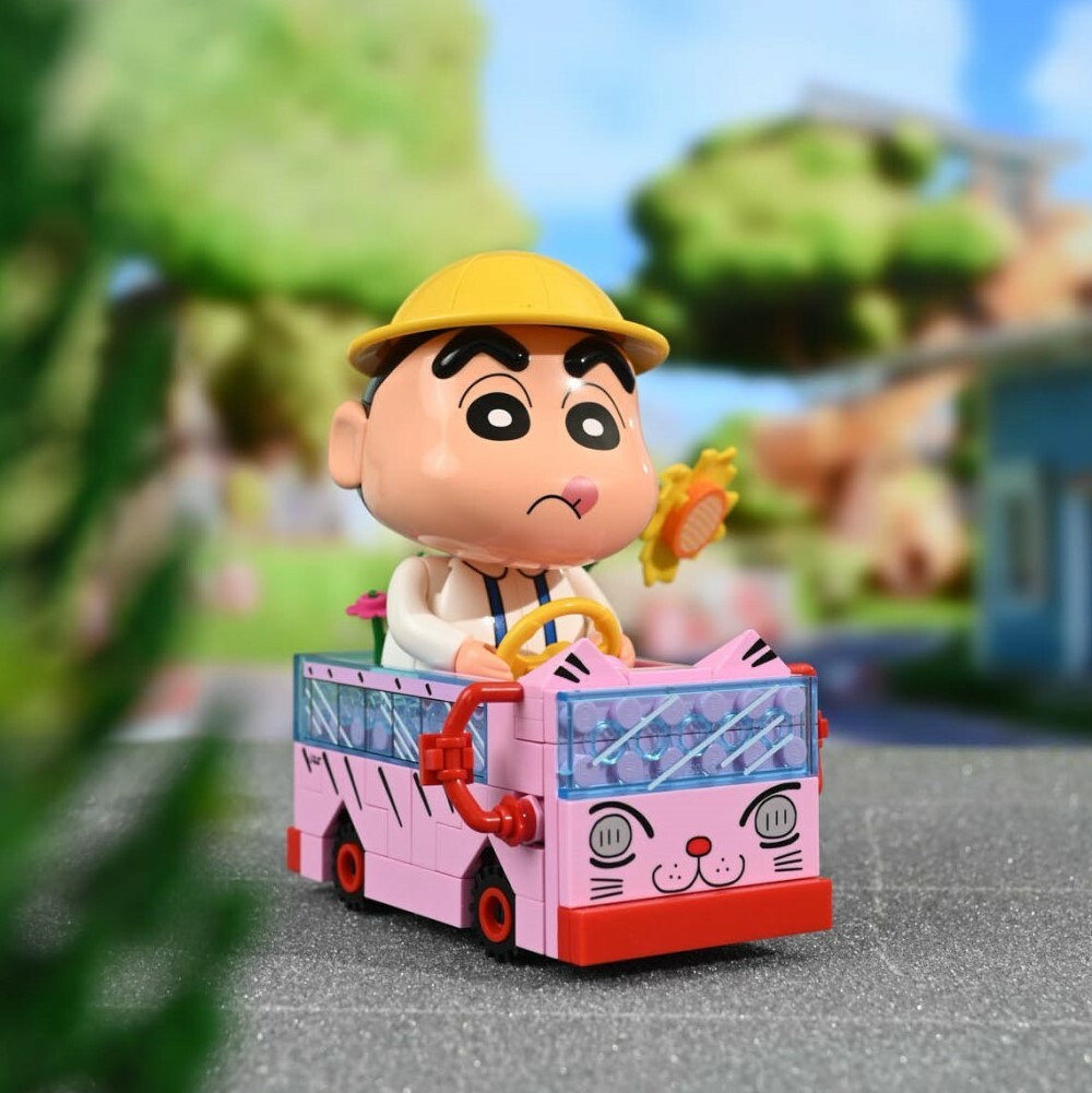 Shinchan's Mini bus