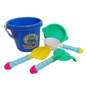 The Runabouts Beach Tool Set